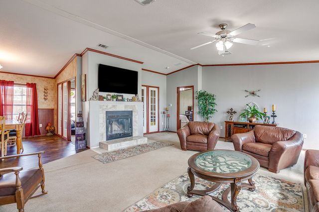 321 Young Road, Millsap, TX 76066