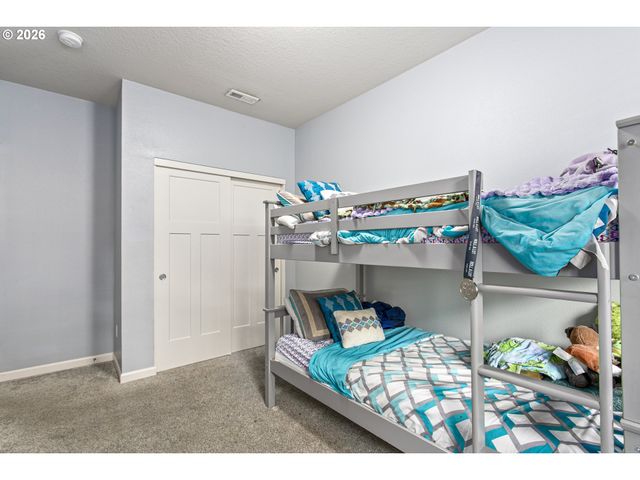 492 Sw 15TH Ave, Canby, OR 97013