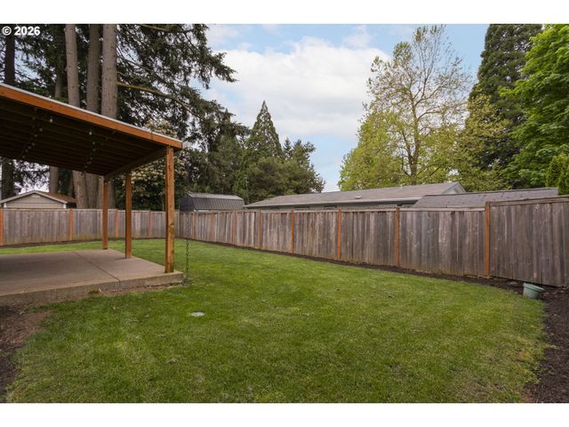 492 Sw 15TH Ave, Canby, OR 97013