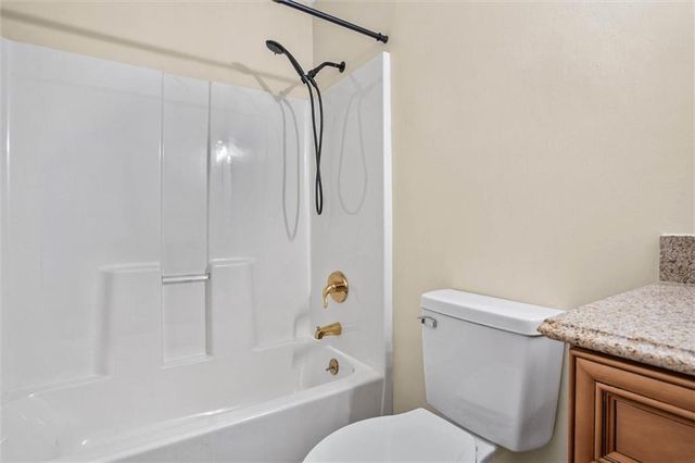 5417 Quail Run E, Theodore, AL 36582
