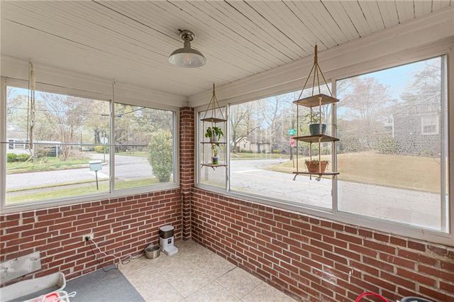 1324 E Forrest Avenue, East Point, GA 30344