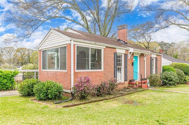 1324 E Forrest Avenue, East Point, GA 30344