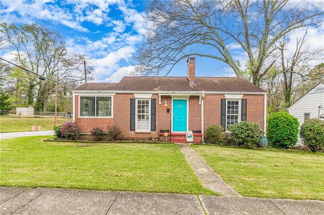 1324 E Forrest Avenue, East Point, GA 30344