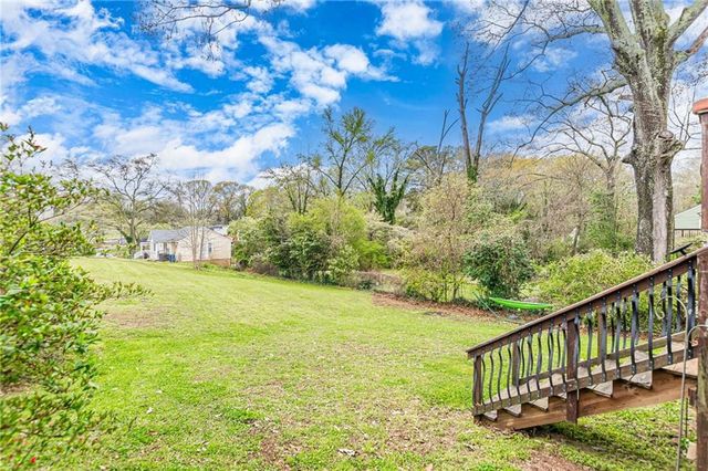 1324 E Forrest Avenue, East Point, GA 30344