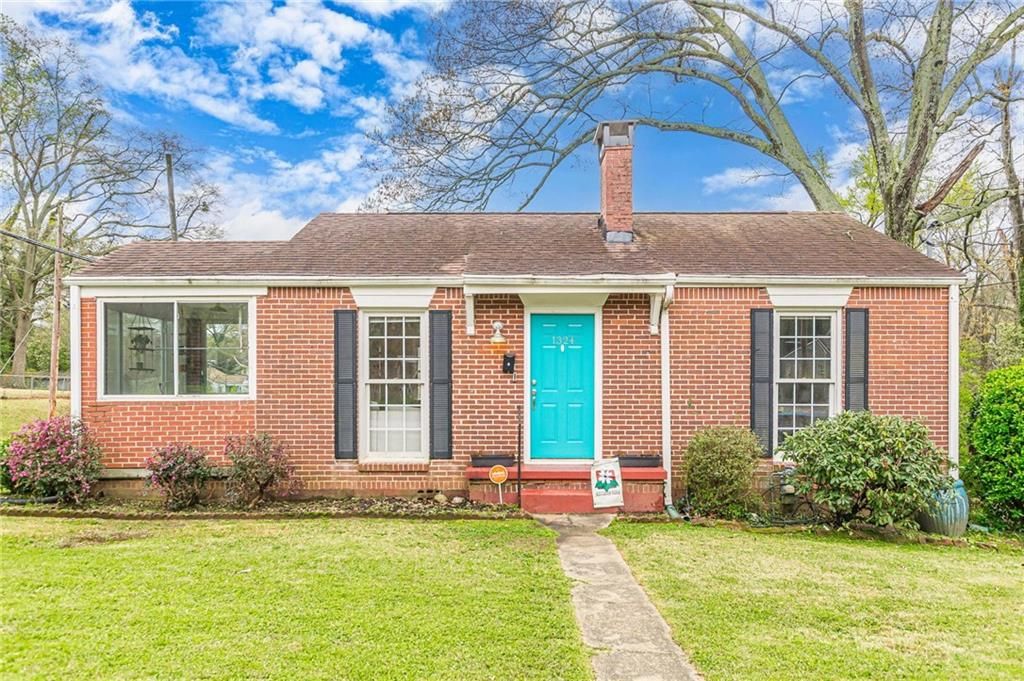 1324 E Forrest Avenue, East Point, GA 30344