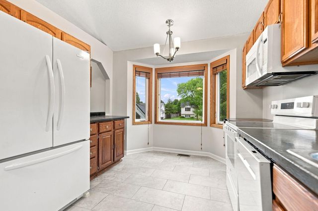 808 3rd Avenue SW, Isanti, MN 55040