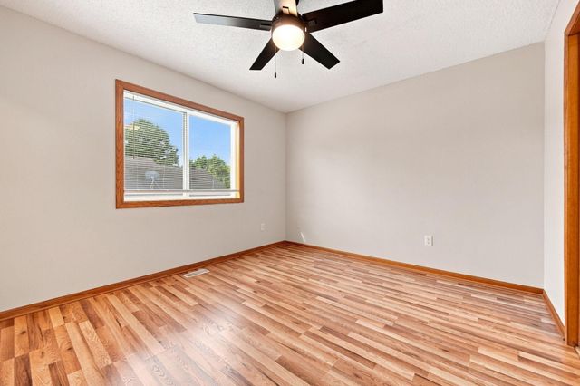 808 3rd Avenue SW, Isanti, MN 55040