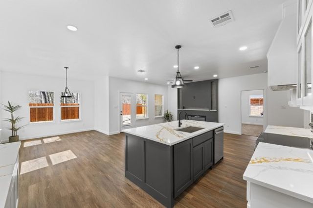 127 Lakeview Drive, Trinidad, TX 75163