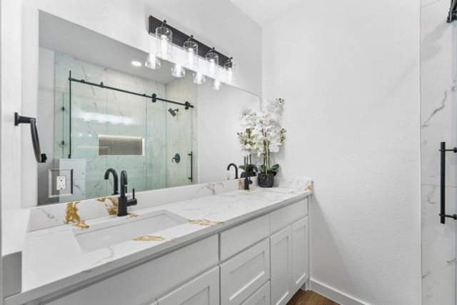 127 Lakeview Drive, Trinidad, TX 75163