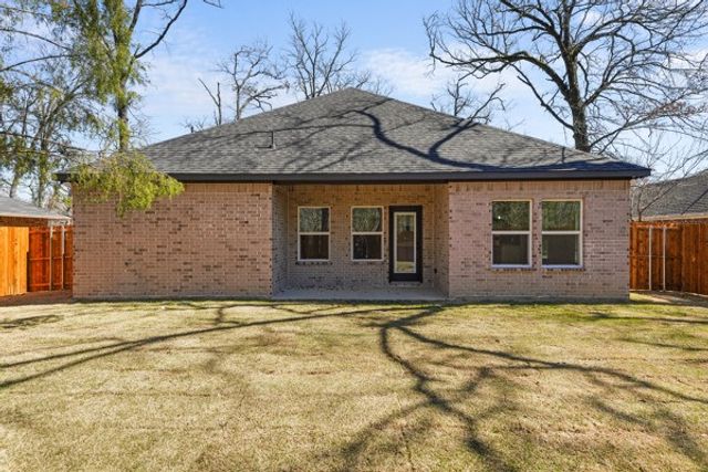127 Lakeview Drive, Trinidad, TX 75163