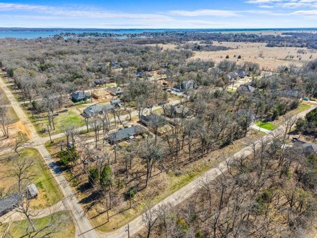 127 Lakeview Drive, Trinidad, TX 75163