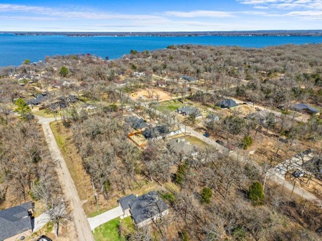 127 Lakeview Drive, Trinidad, TX 75163