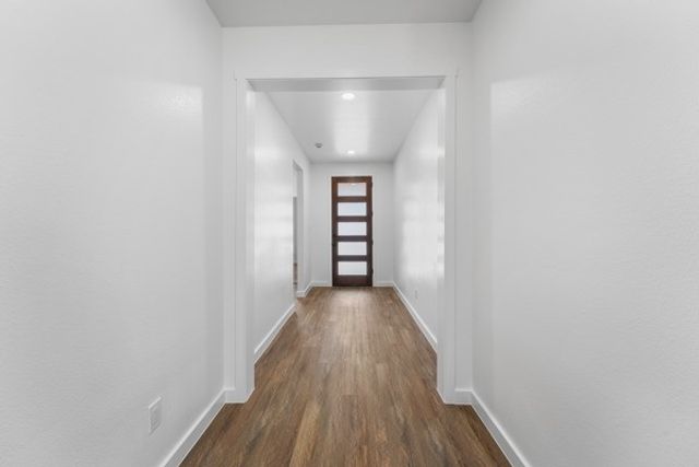 127 Lakeview Drive, Trinidad, TX 75163