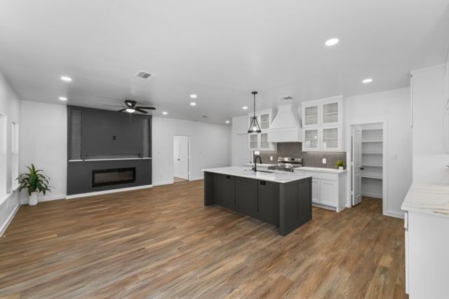 127 Lakeview Drive, Trinidad, TX 75163