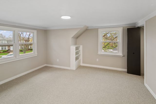18600 Golfview Avenue, Homewood, IL 60430
