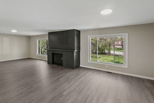 18600 Golfview Avenue, Homewood, IL 60430