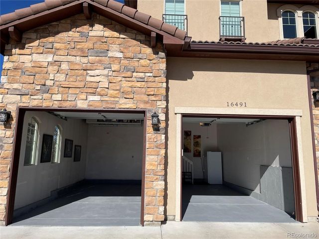 16491 Fairway Dr, Commerce City, CO 80022