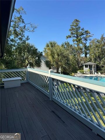 100 Blair Road B6, St. Simons, GA 31522