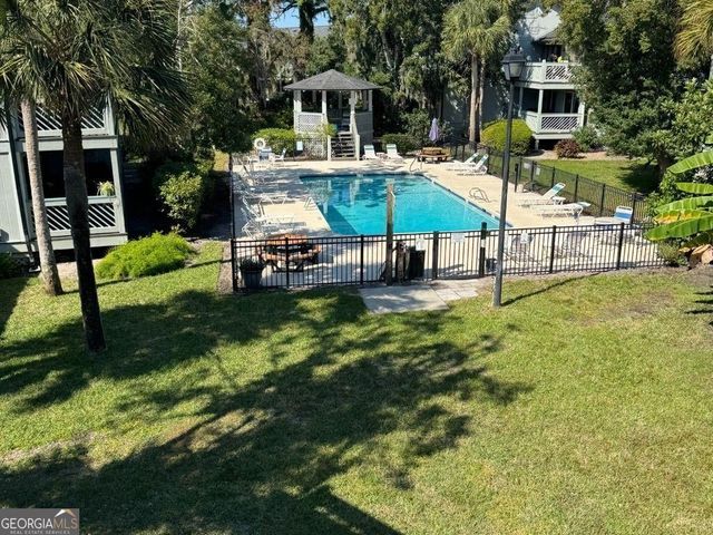 100 Blair Road B6, St. Simons, GA 31522