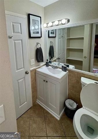 100 Blair Road B6, St. Simons, GA 31522