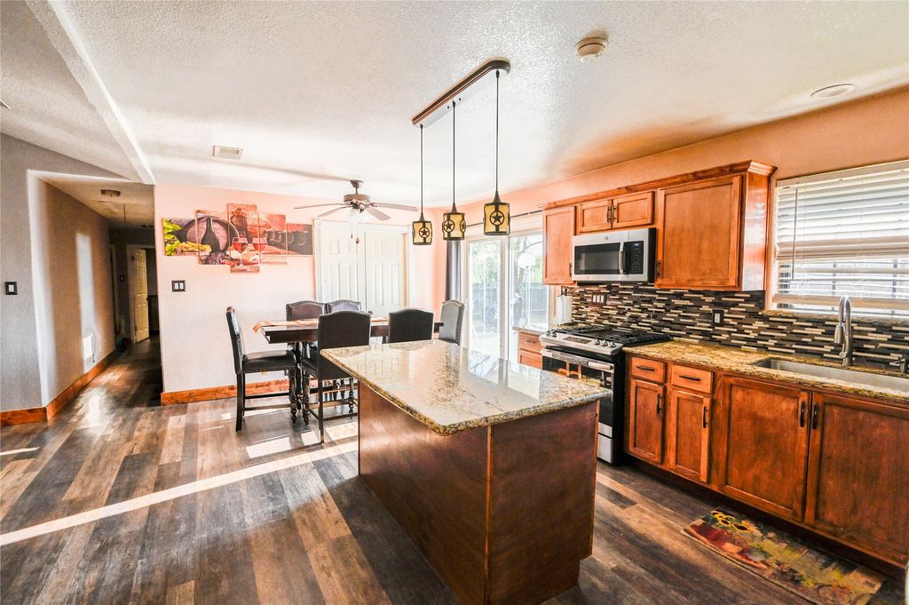 9261 Texas Highway 19 N, Sulphur Springs, TX 75482