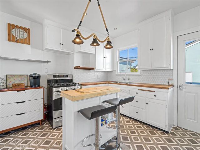 5335 E Harco, Long Beach, CA 90808