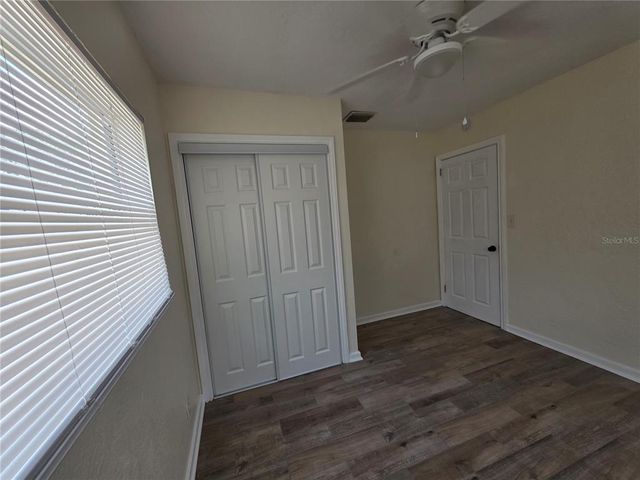 718 PARIS AVENUE S, St Petersburg, FL 33701