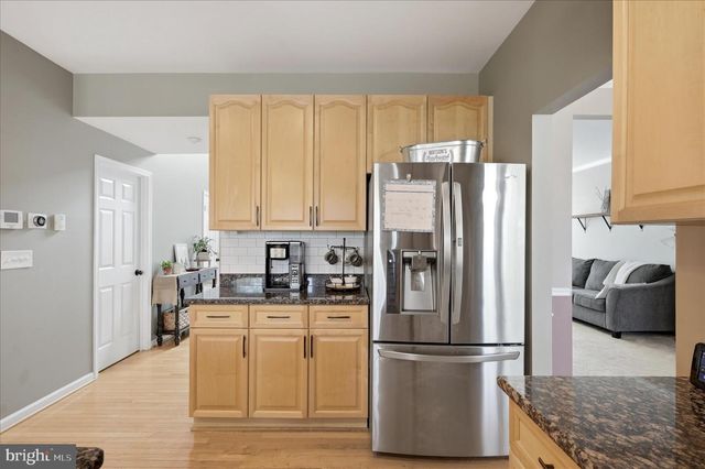 148 CONTRAIL DR, Kearneysville, WV 25430