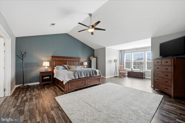 148 CONTRAIL DR, Kearneysville, WV 25430