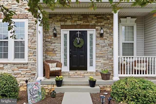 148 CONTRAIL DR, Kearneysville, WV 25430