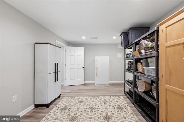 148 CONTRAIL DR, Kearneysville, WV 25430