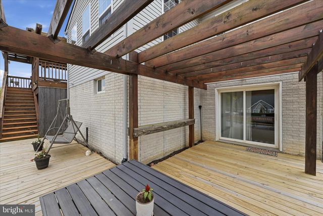 148 CONTRAIL DR, Kearneysville, WV 25430