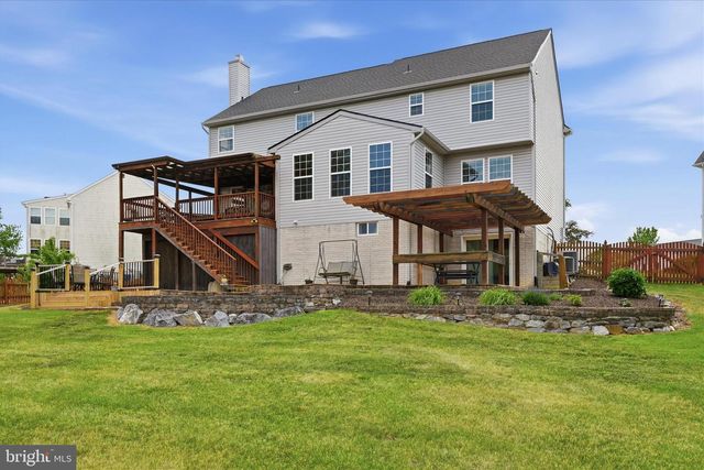 148 CONTRAIL DR, Kearneysville, WV 25430