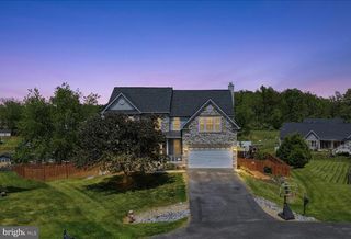 148 CONTRAIL DR, Kearneysville, WV 25430