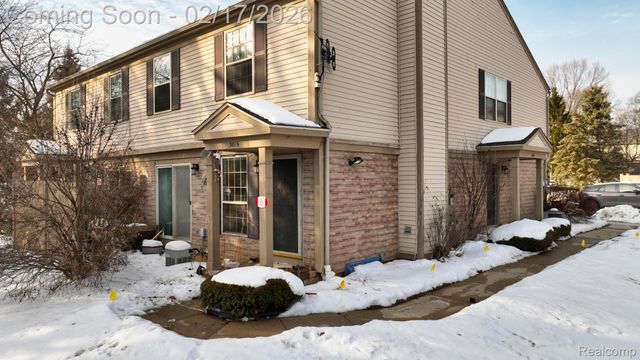 3016 Forest Creek Court, Ann Arbor, MI 48108