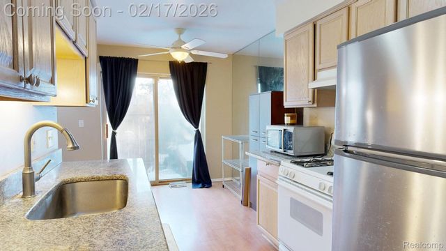 3016 Forest Creek Court, Ann Arbor, MI 48108