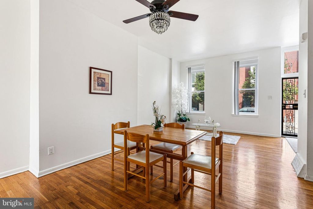 1202 MT VERNON ST, Philadelphia, PA 19123 — photo 2