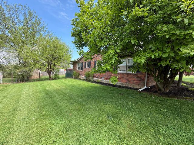 900 Colonial Trace, Frankfort, KY 40601