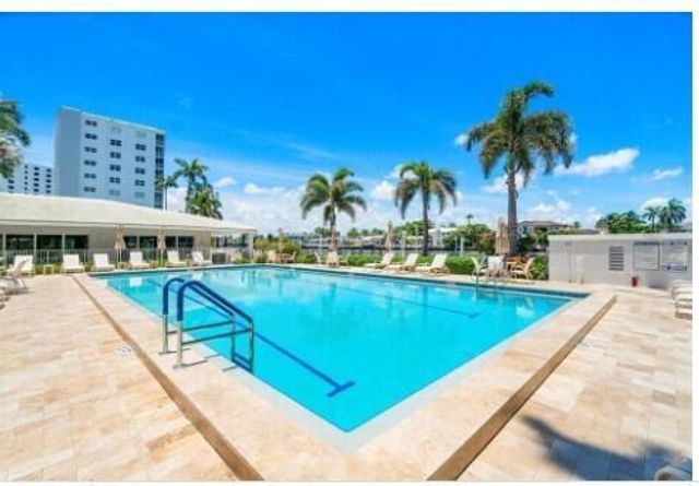 3224 S Ocean Boulevard 310-B, Highland Beach, FL 33487