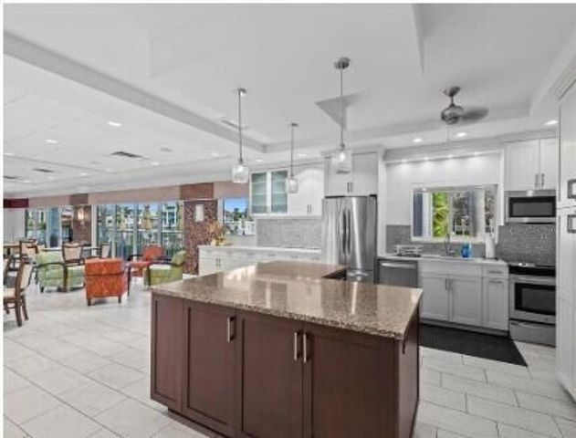 3224 S Ocean Boulevard 310-B, Highland Beach, FL 33487