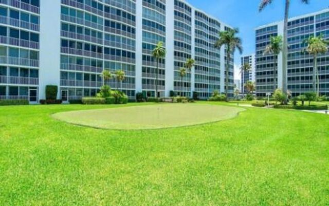 3224 S Ocean Boulevard 310-B, Highland Beach, FL 33487