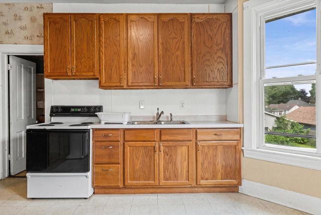 1611-1613 Liberty STREET, La Crosse, WI 54603