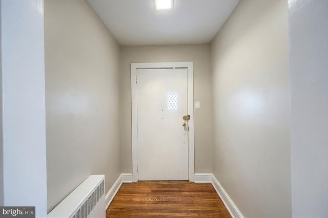 990 E CANAL RD, Dover, PA 17315