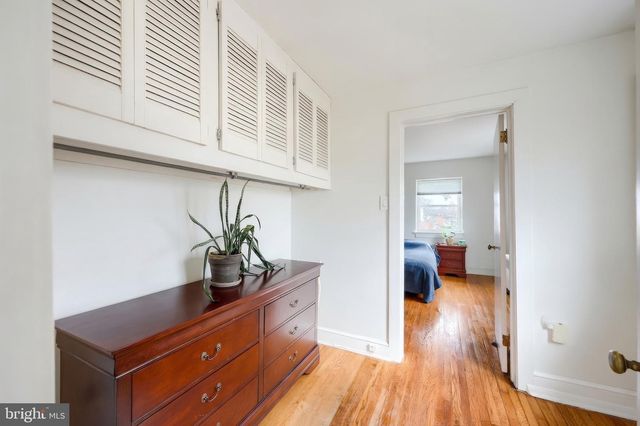 990 E CANAL RD, Dover, PA 17315