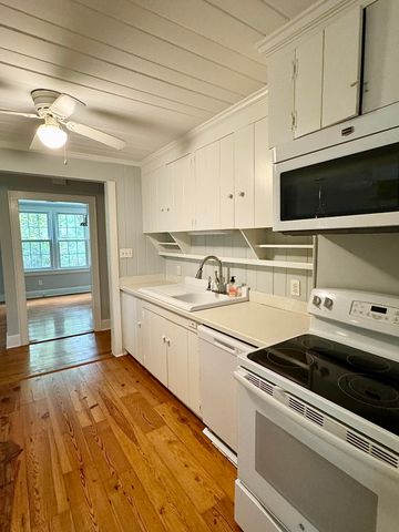 122 Gadsden Street, Summerville, SC 29483