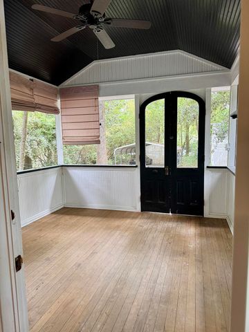 122 Gadsden Street, Summerville, SC 29483