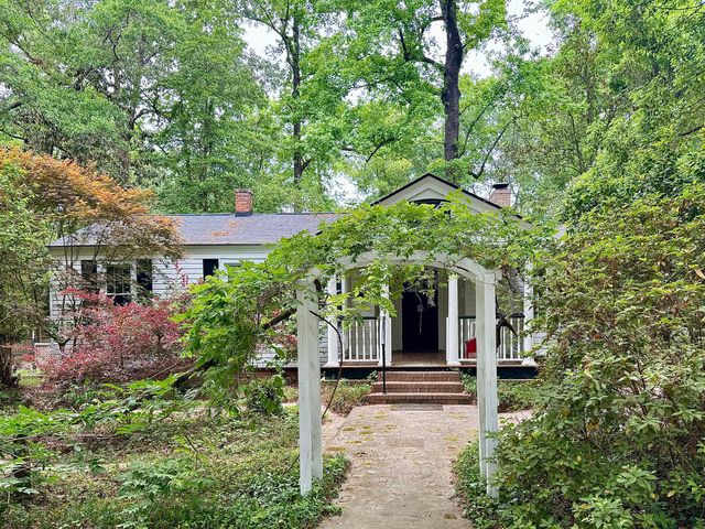 122 Gadsden Street, Summerville, SC 29483