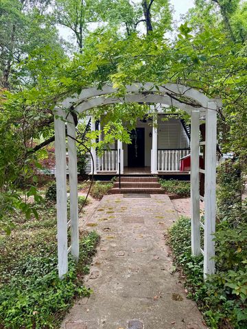 122 Gadsden Street, Summerville, SC 29483