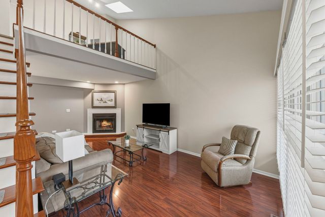 1908 Wisteria Court 2, Naperville, IL 60565