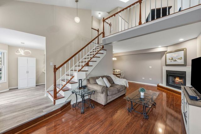 1908 Wisteria Court 2, Naperville, IL 60565